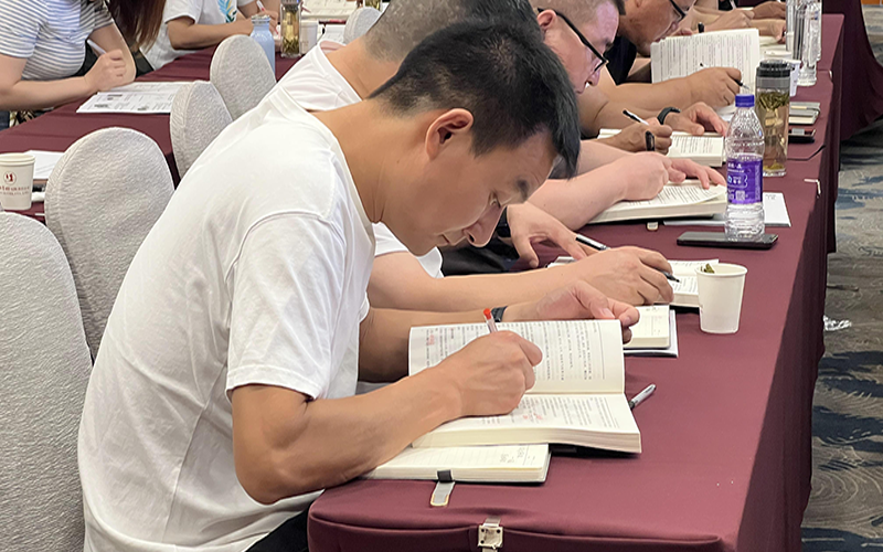 报考注册安全工程师需要几年